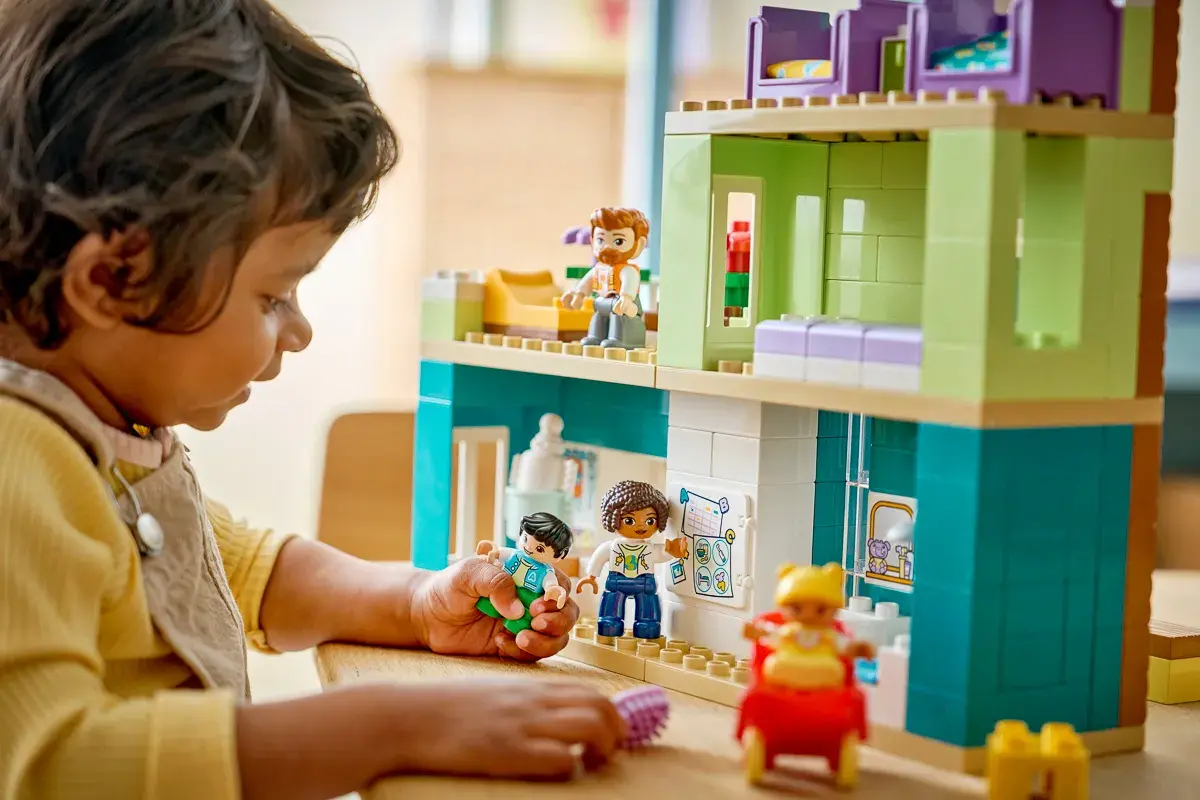 LEGO DUPLO Town 3-в-1 Сучасний родинний будинок із фігурками 10470 — фото 7