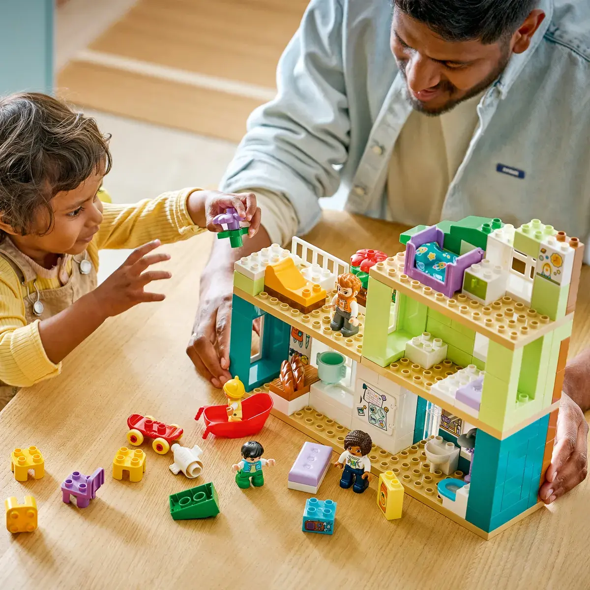 LEGO DUPLO Town 3-в-1 Сучасний родинний будинок із фігурками 10470 — фото 6