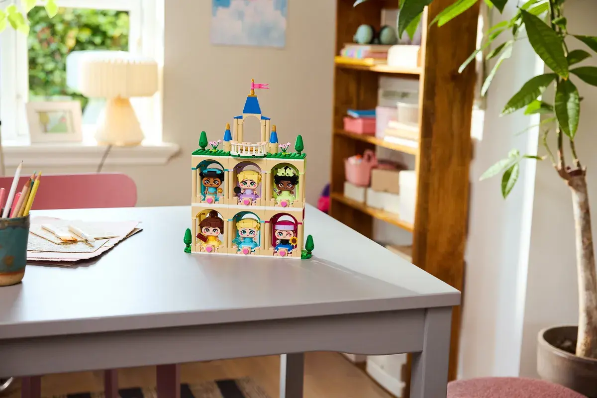 LEGO Disney Princess Мініпринцеси Анна та Ельза 43284 — фото 10