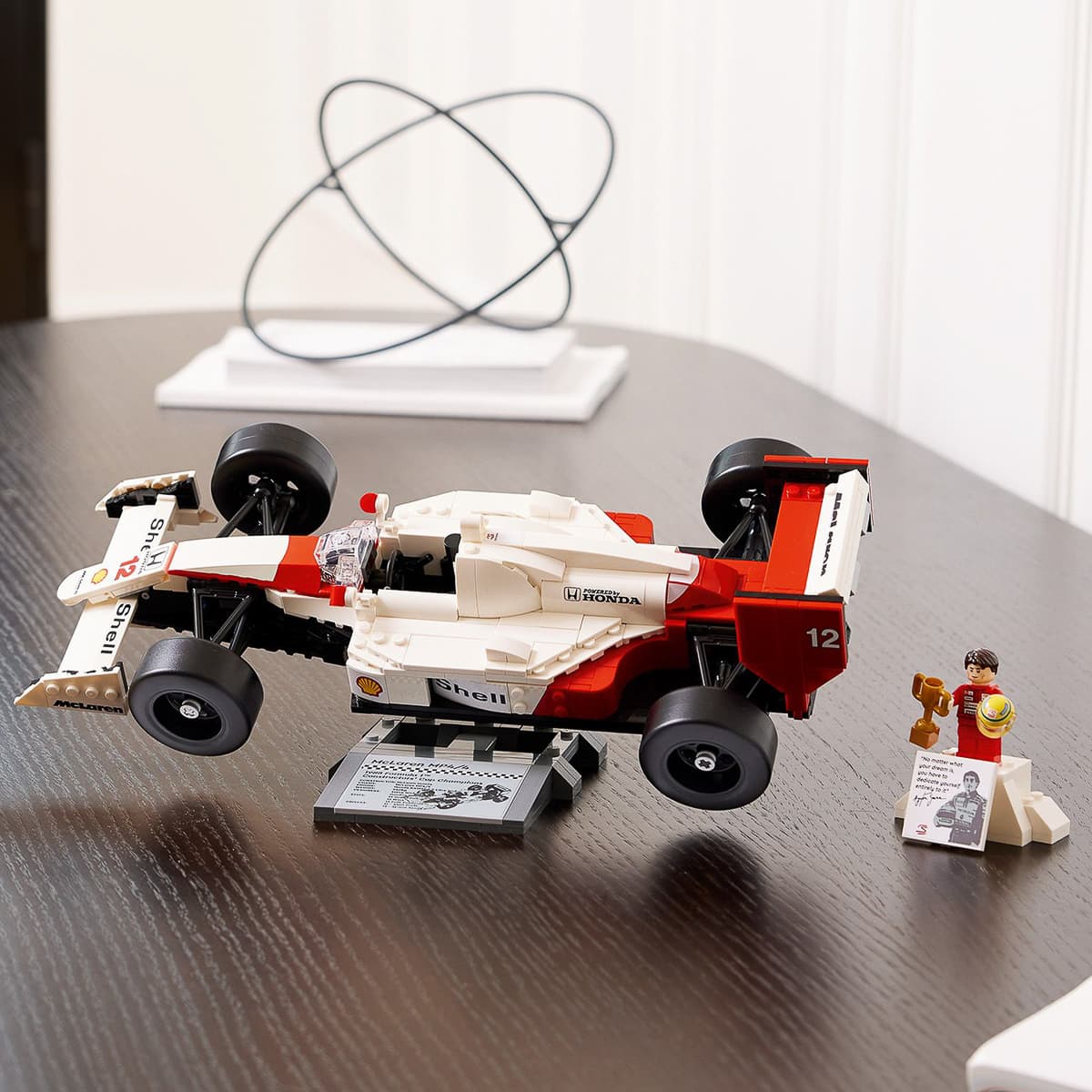 LEGO ICONS McLaren MP4/4 і Айртон Сенна 10330 — фото 4