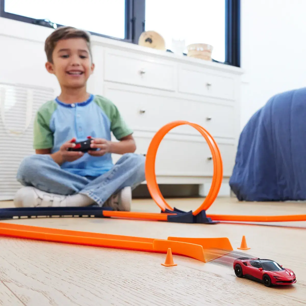 Машинка на радіокеруванні Hot Wheels Ferrari SF90 Stradale Assetto Fiorano 1:64 (JGD09) — фото 8