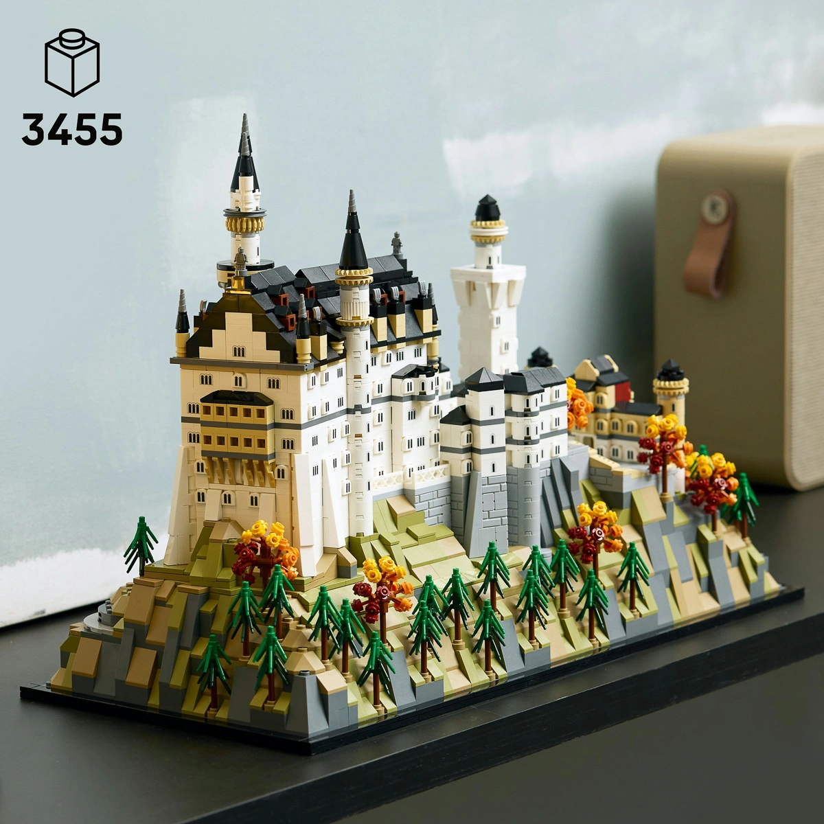 LEGO Architecture Замок Нойшванштайн 21063 — фото 3