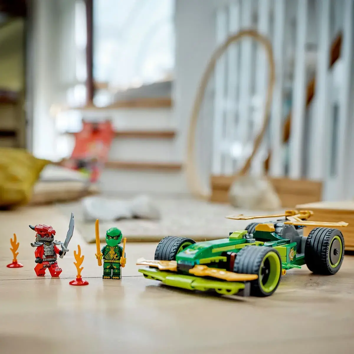 LEGO Ninjago Автомобіль для перегонів Ллойда з інерційним двигуном 71828 — фото 2