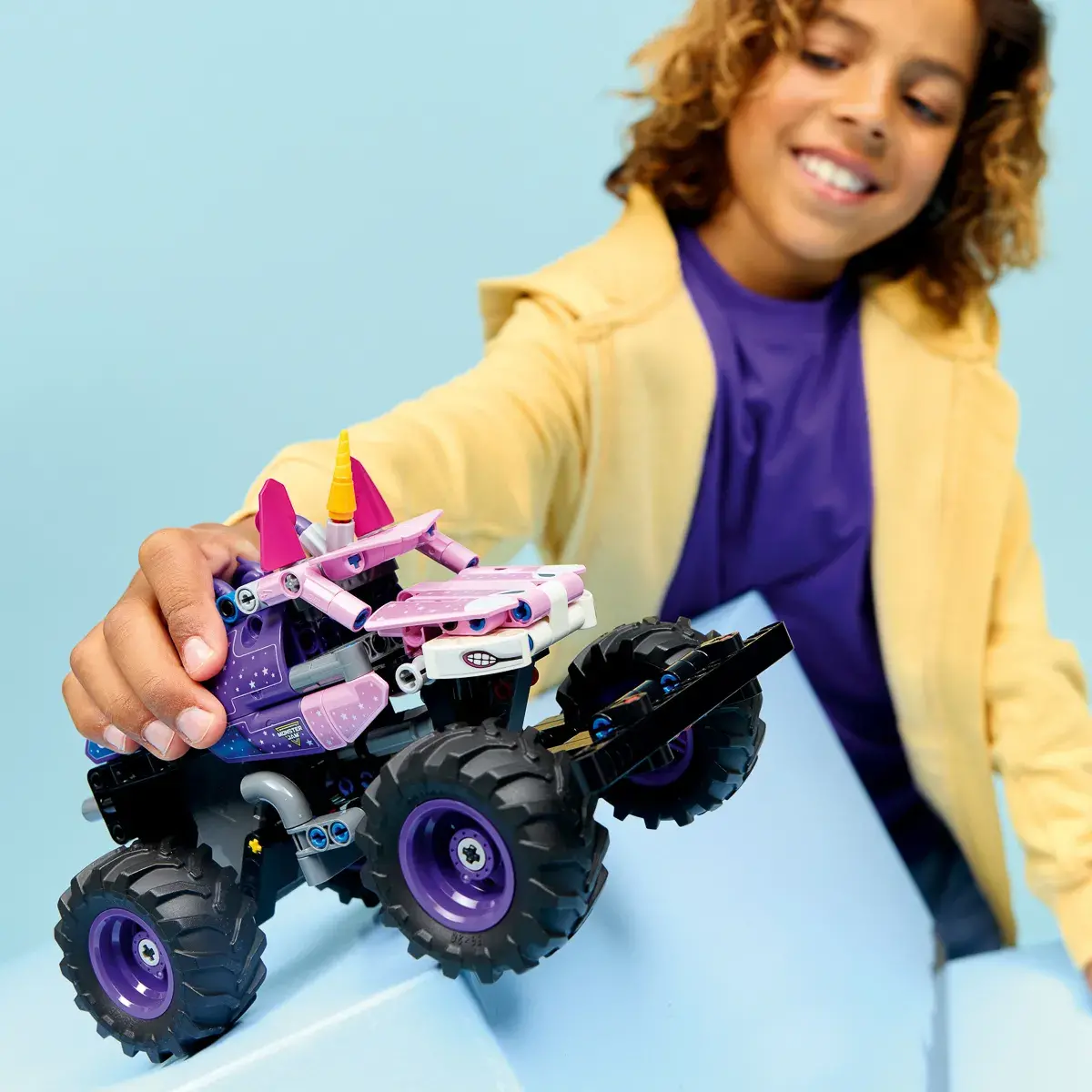 LEGO Technic Monster Jam Sparkle Smash із функцією «Pull-Back» 42220 — фото 5