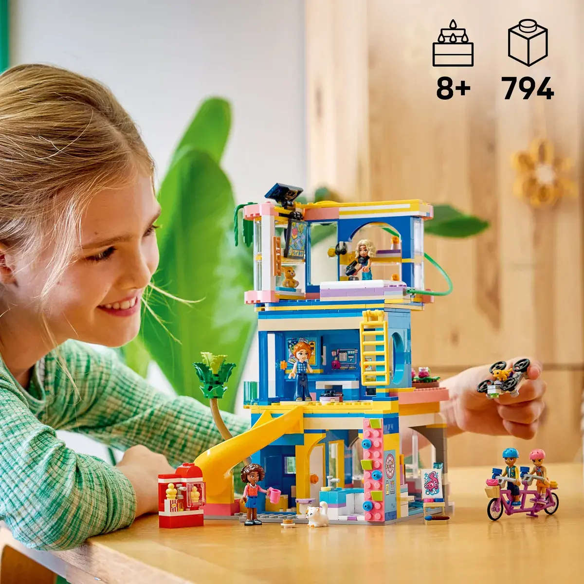 LEGO Friends Клубний будинок друзів HLC 42689 — фото 2