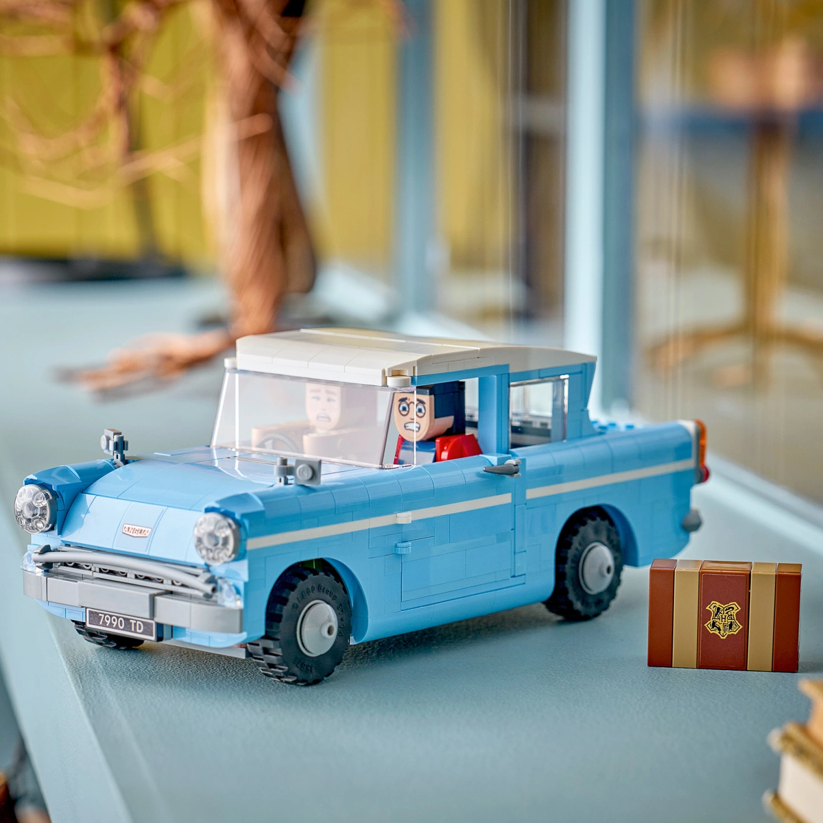LEGO Harry Potter Зачарований летючий Форд «Англія» 76470 — фото 6