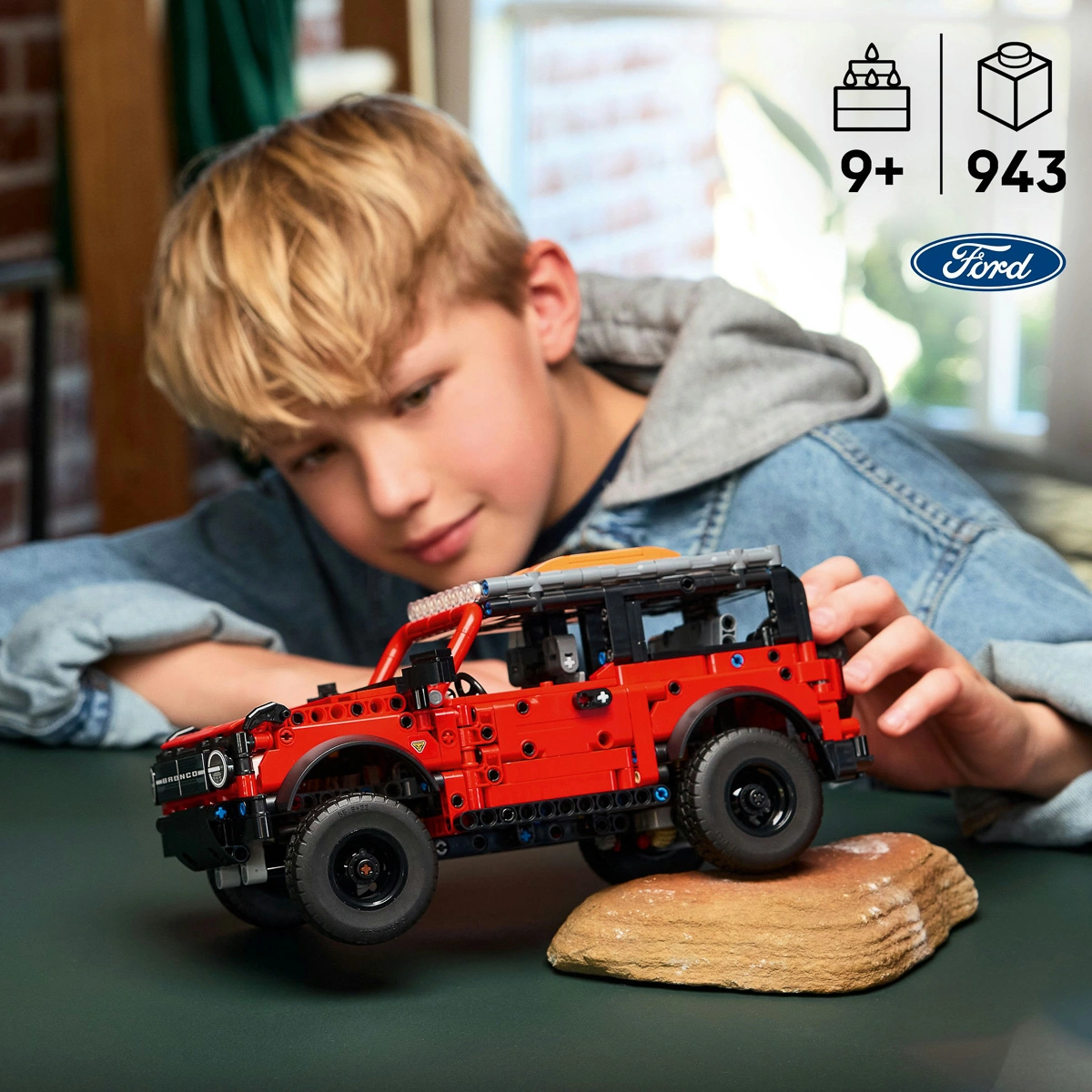 LEGO Technic Позашляховик Ford Bronco 42213 — фото 2