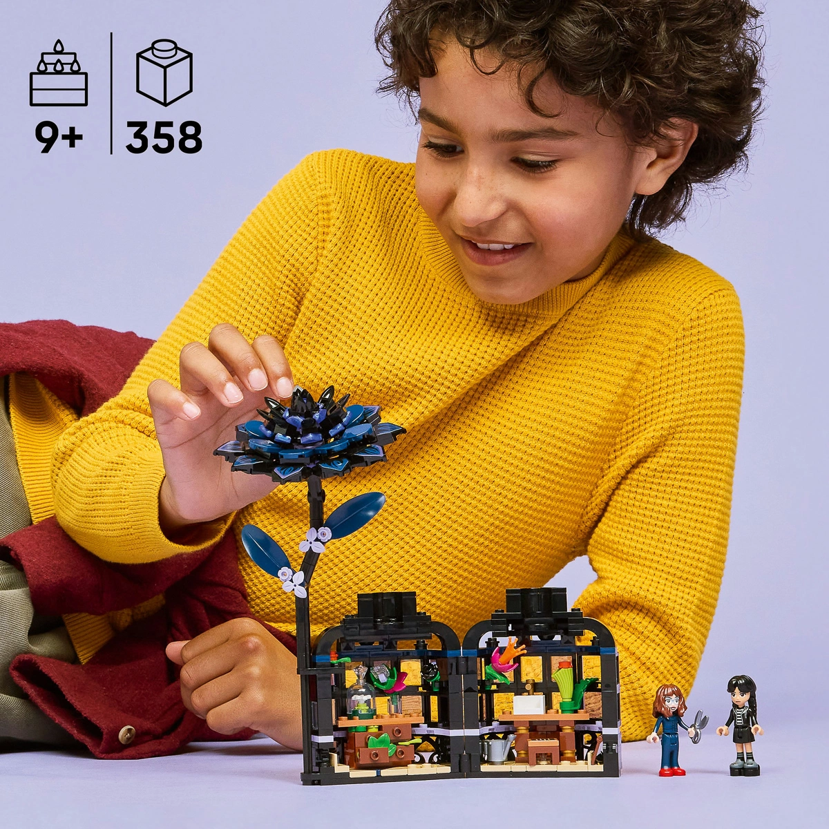 LEGO Wednesday Квітка чорної жоржини 76784 — фото 2