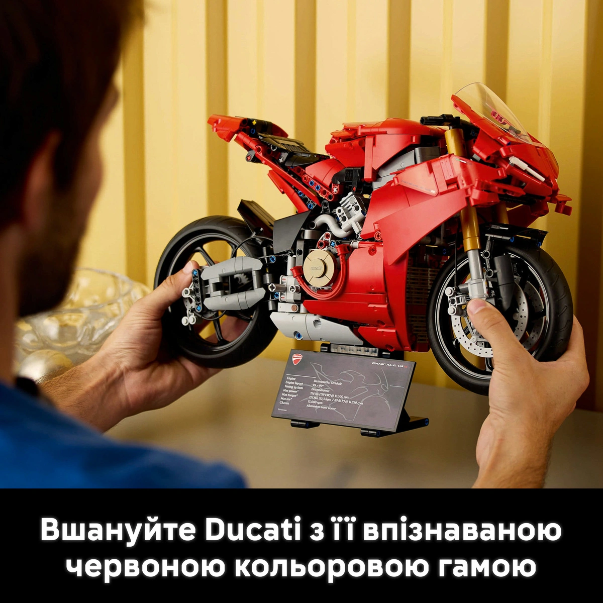 LEGO Technic Мотоцикл Ducati Panigale V4 S 42202 — фото 7