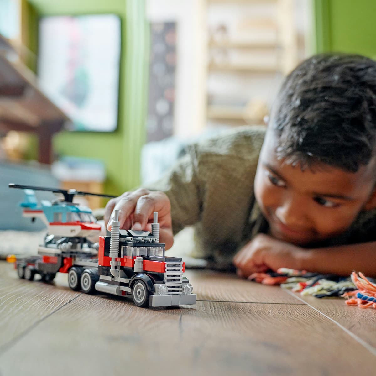 LEGO Creator Бортова вантажівка з гелікоптером 31146 — фото 2