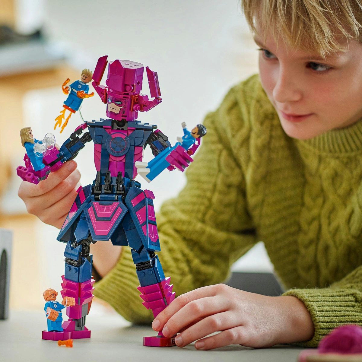 LEGO Marvel Фантастична четвірка проти Ґалактуса: фігурка для складання 76316 — фото 14