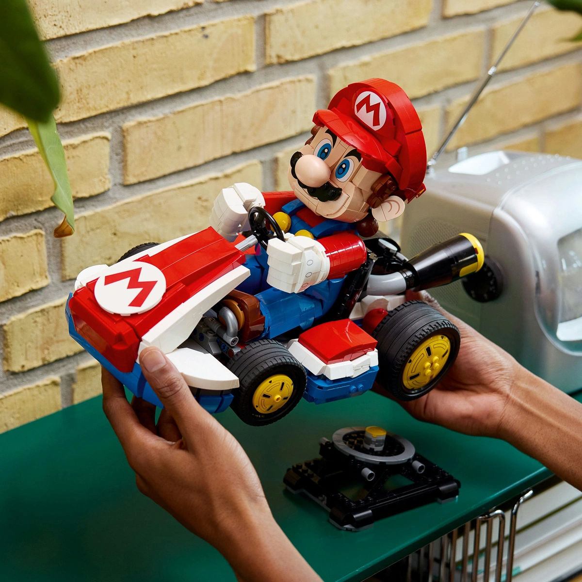 LEGO Super Mario Mario Kart: Mario і Standard Kart 72037 — фото 15