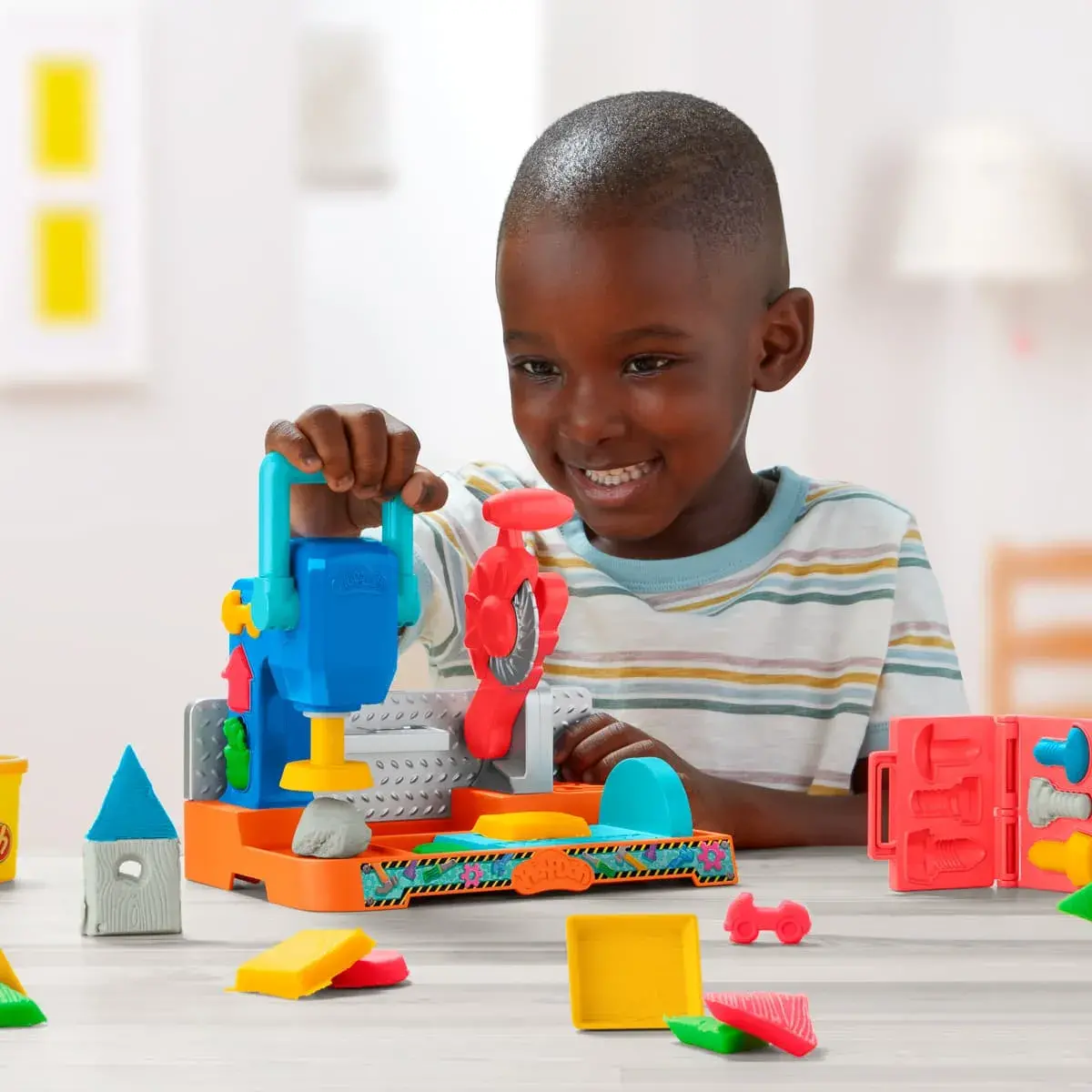 Набір для творчості Play-Doh Верстак для штампування та розпилювання, F9141 — фото 4