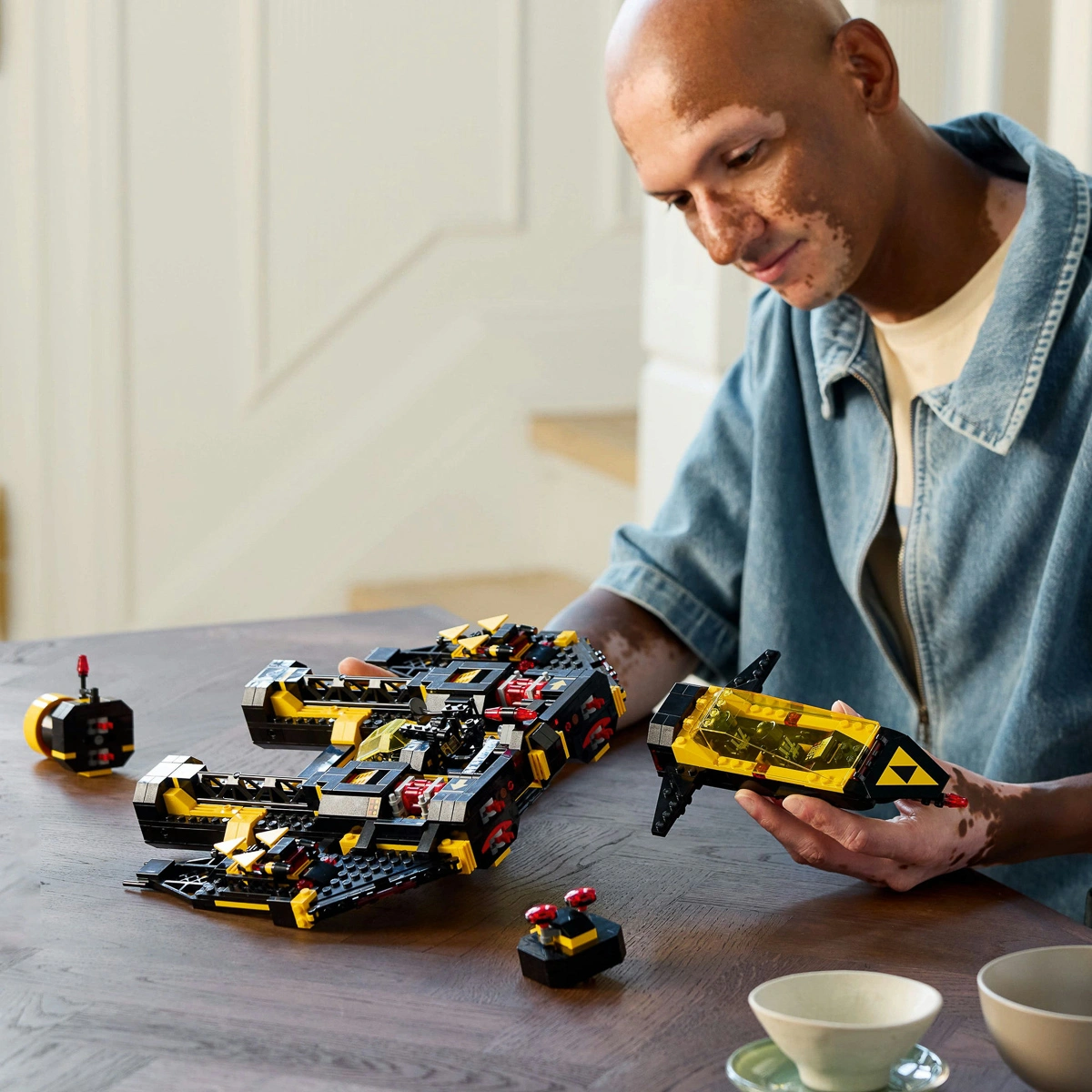LEGO ICONS Blacktron Renegade 10355 — фото 14