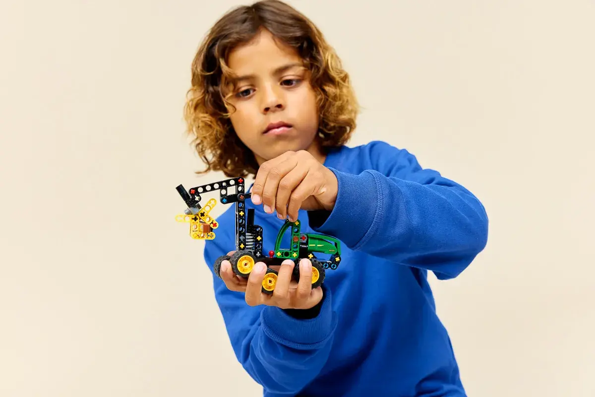 LEGO Technic Колісний комбайн John Deere 1470H 42218 — фото 3
