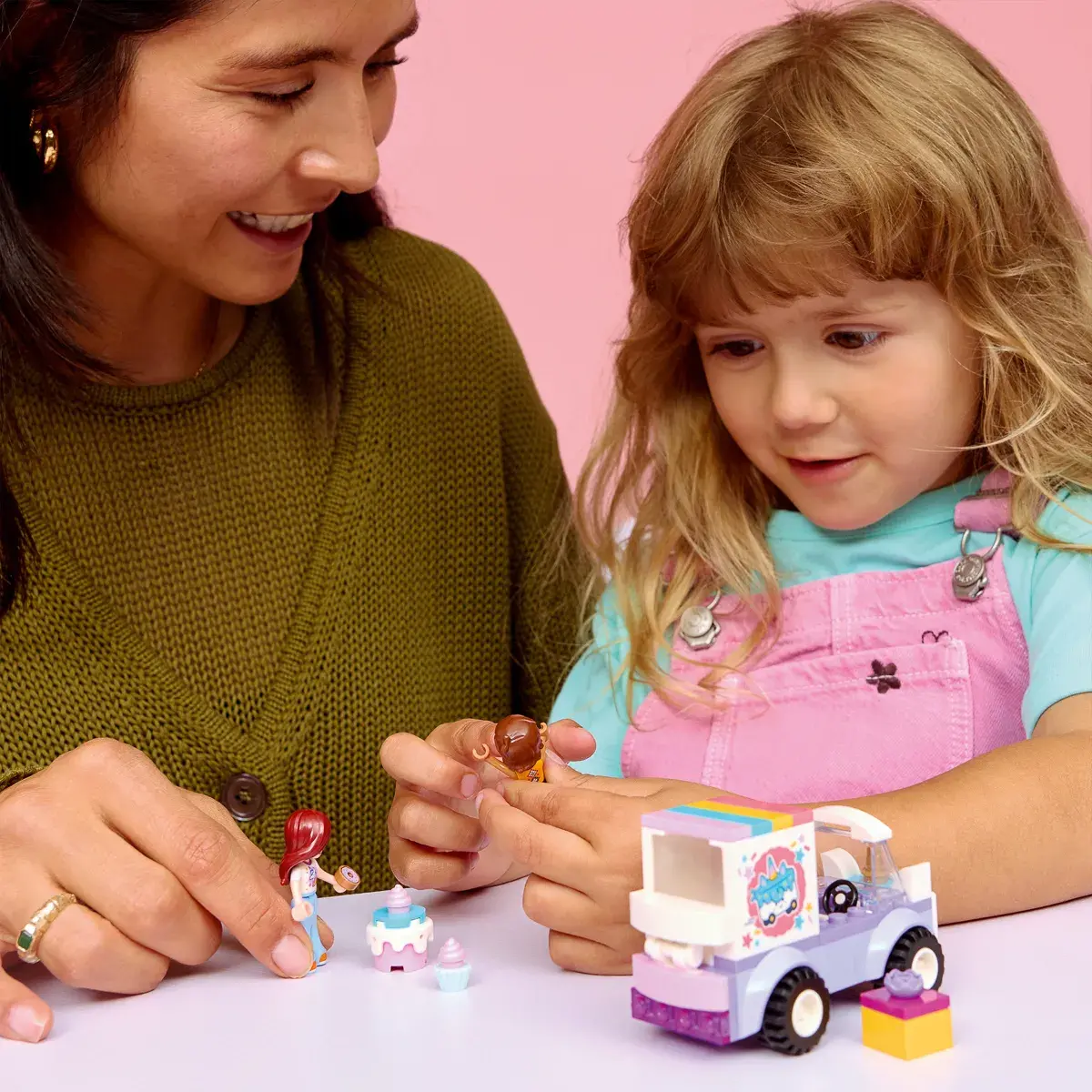 LEGO Friends Автомобіль для доставки тортів з єдинорогами 42675 — фото 3