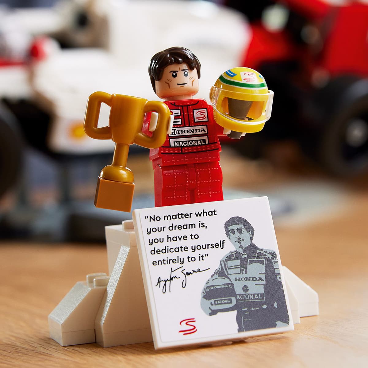 LEGO ICONS McLaren MP4/4 і Айртон Сенна 10330 — фото 6