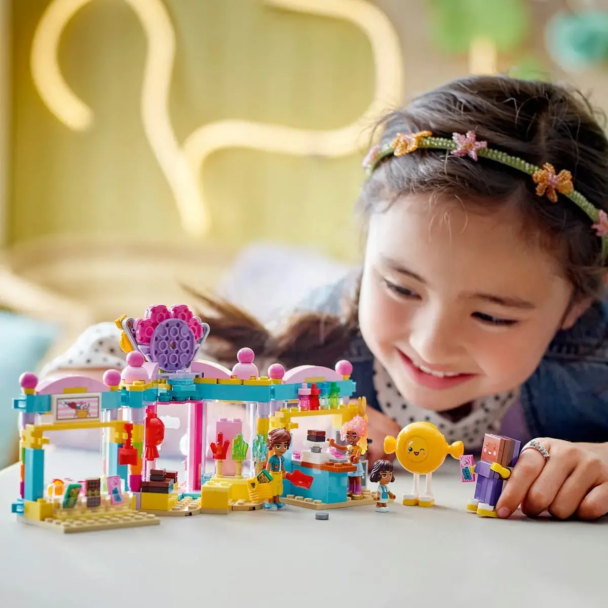 LEGO Friends Цукерня Хартлейк-Сіті 42649 — фото 2
