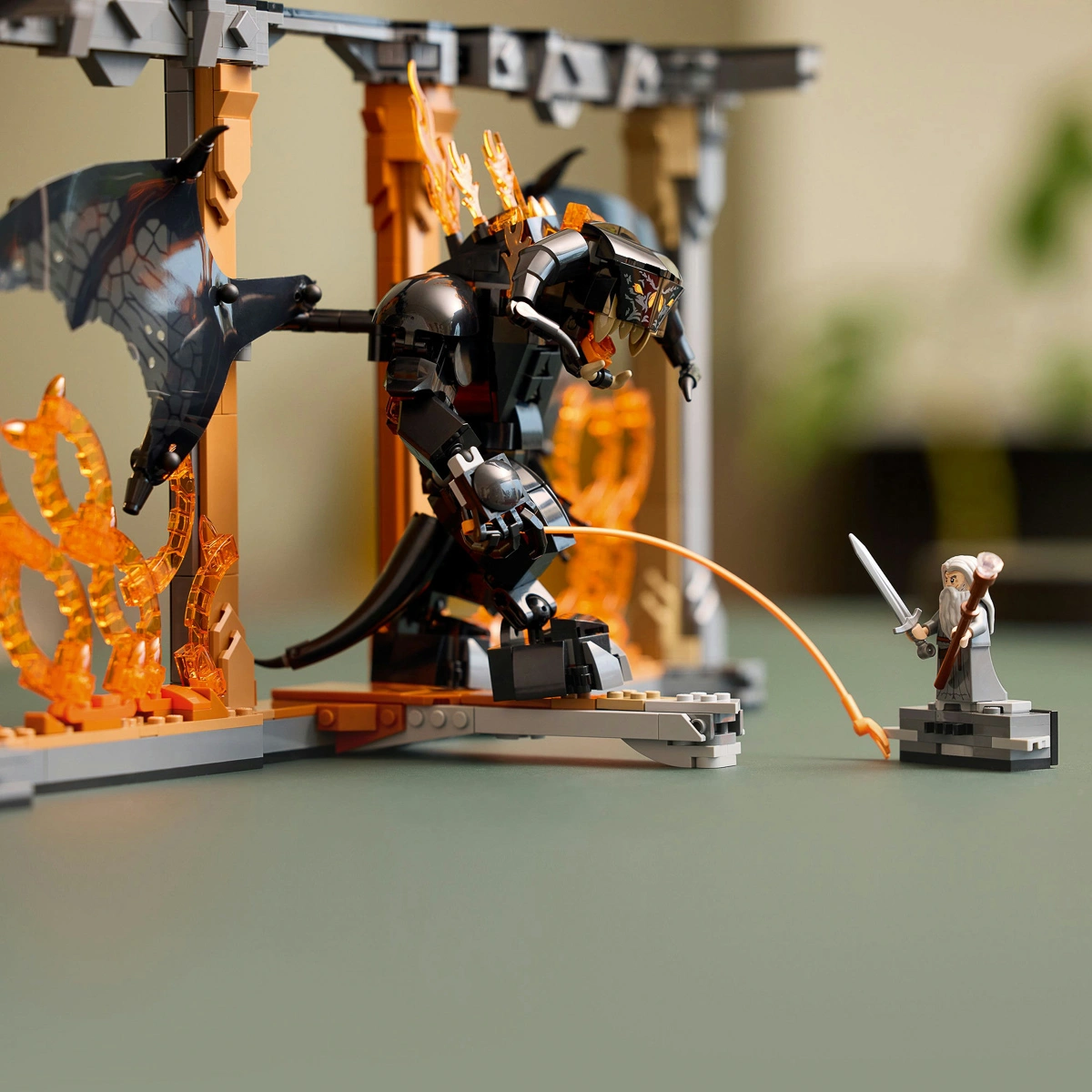 LEGO ICONS Володар перснів: Балроґ. Книжковий куточок 10367 — фото 14