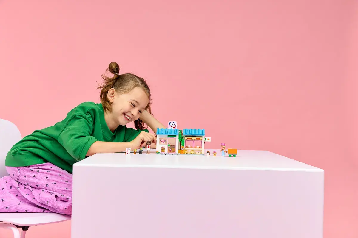 LEGO Friends Пекарня собачих ласощів 42677 — фото 6