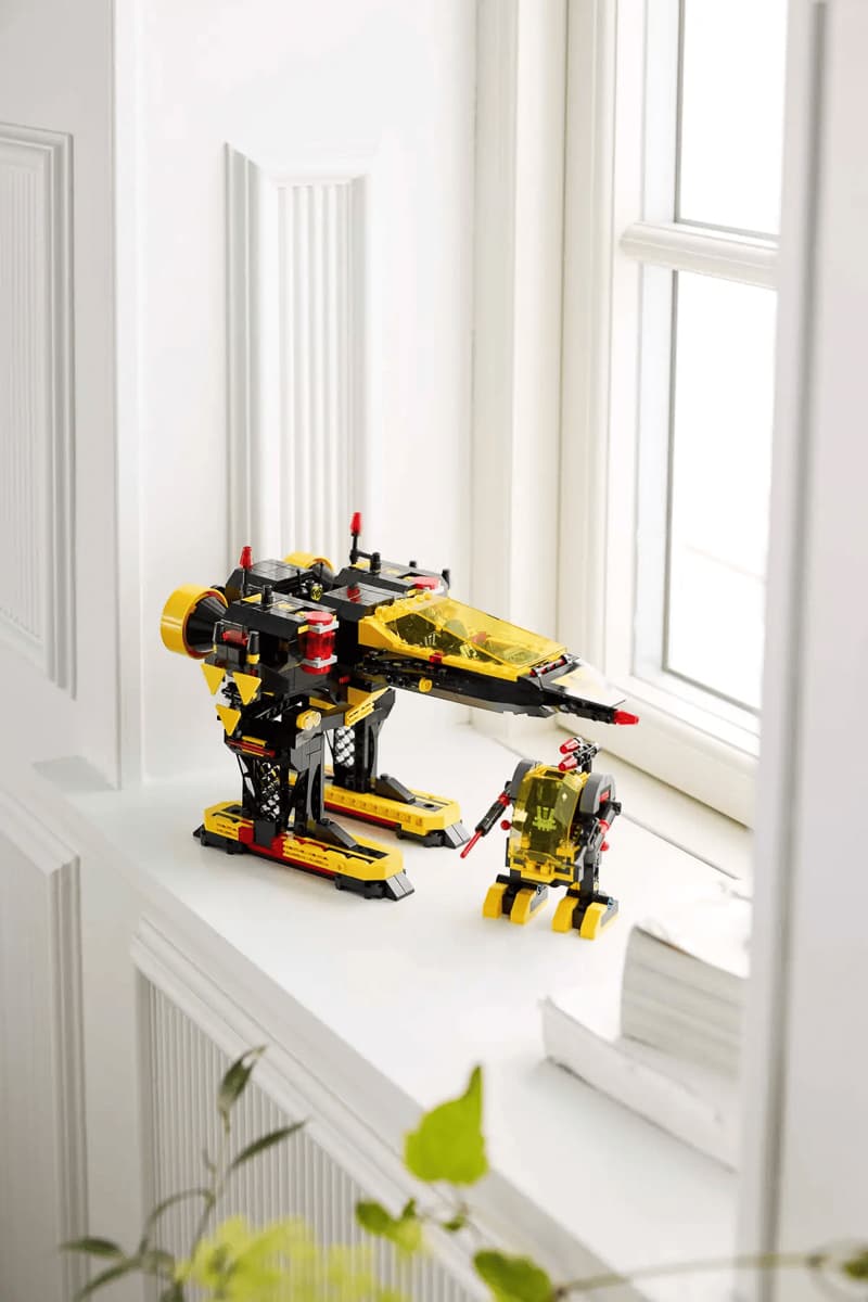 LEGO ICONS Blacktron Renegade 10355 — фото 5