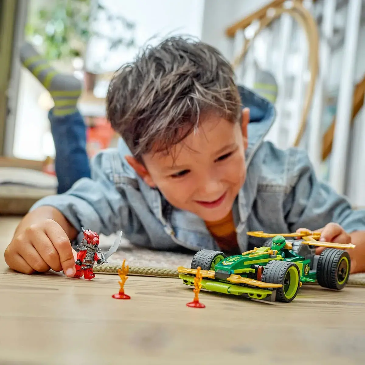 LEGO Ninjago Автомобіль для перегонів Ллойда з інерційним двигуном 71828 — фото 3