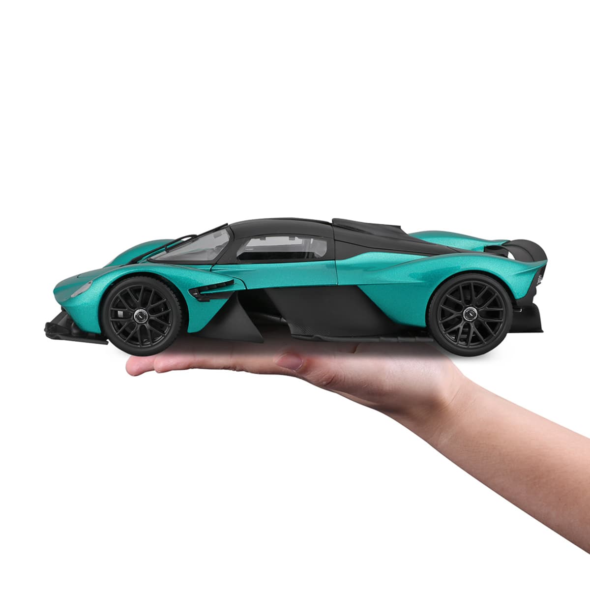 Автомодель Maisto Aston Martin Valkyrie, 31465GREEN — фото 10