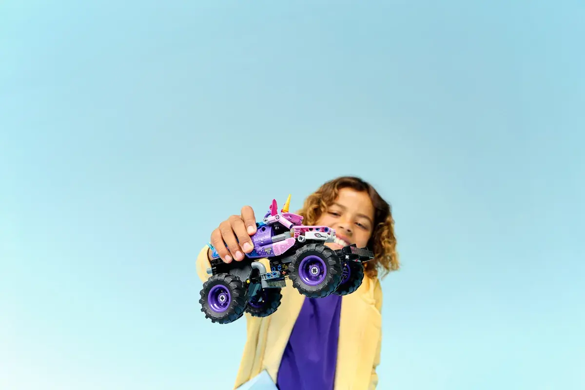 LEGO Technic Monster Jam Sparkle Smash із функцією «Pull-Back» 42220 — фото 6
