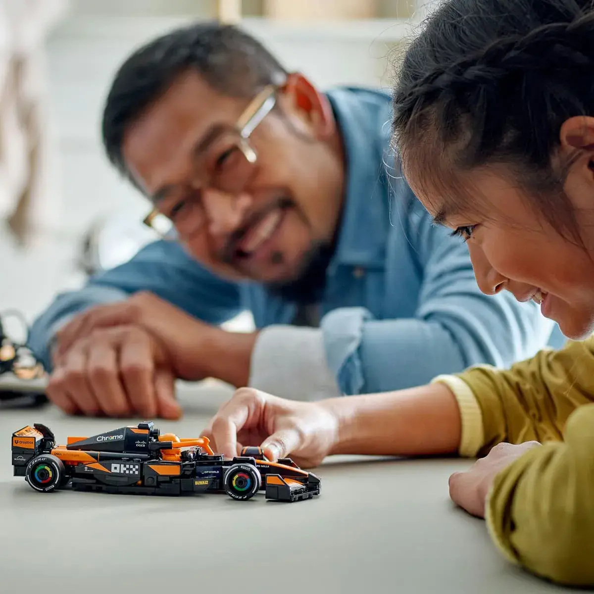 LEGO Speed ​​Champions Автомобіль для перегонів McLaren F1 Team MCL38 77251 — фото 3