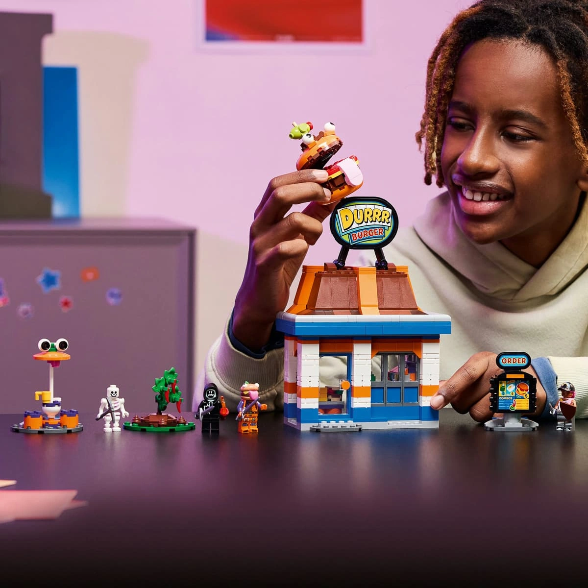 LEGO Fortnite Durrr Burger ресторан 77076 — фото 2