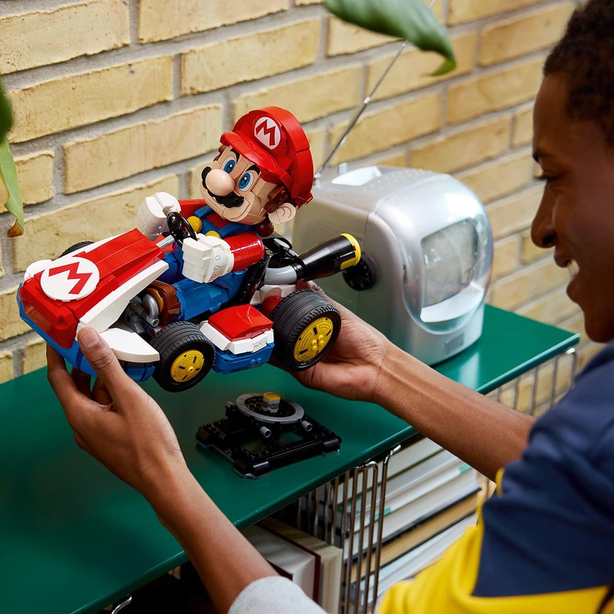 LEGO Super Mario Mario Kart: Mario і Standard Kart 72037 — фото 5