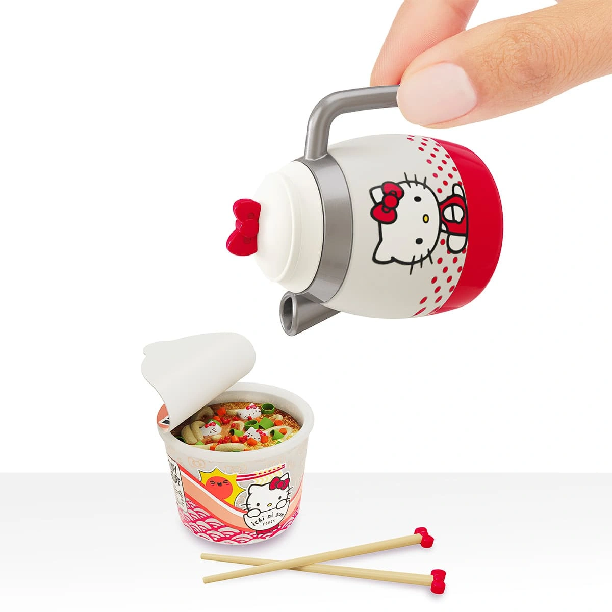 Набір-сюрприз MGA's Miniverse Sanrio S1 Створи смаколики в стилі Хеллоу Кітті — фото 9