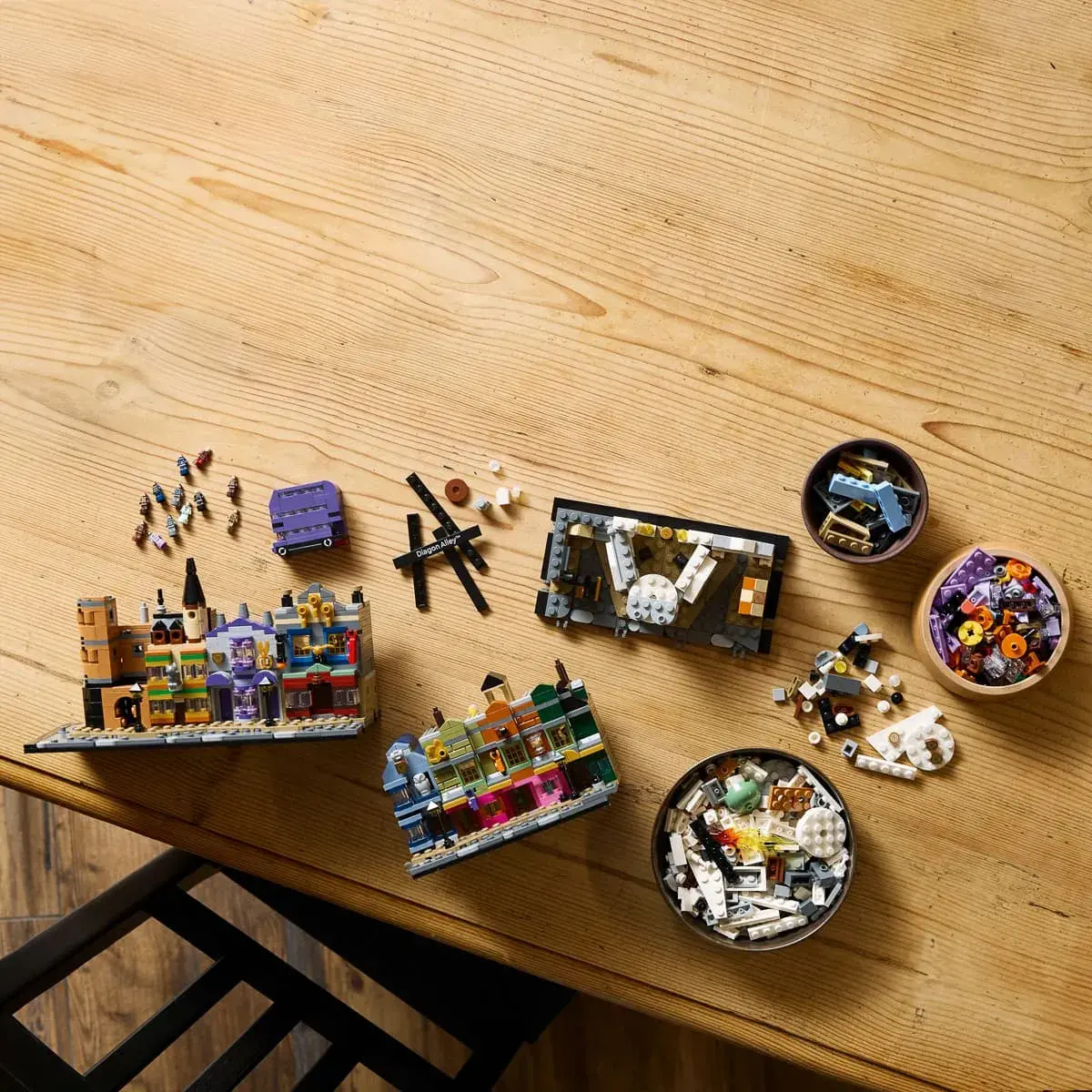 LEGO Harry Potter Алея Діаґон. Чаклунські крамниці 76444 — фото 3