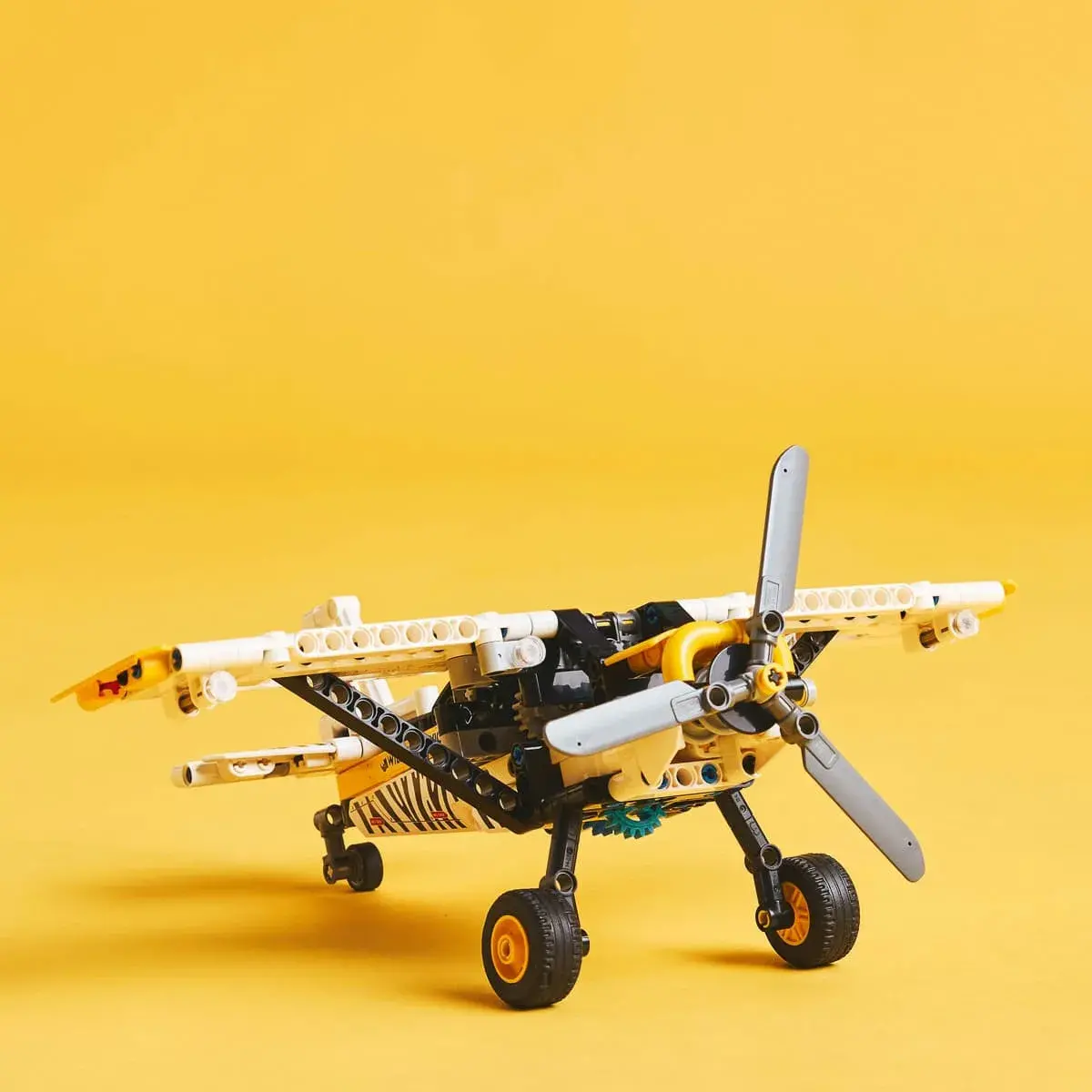 LEGO Technic Буш-літак 42198 — фото 4