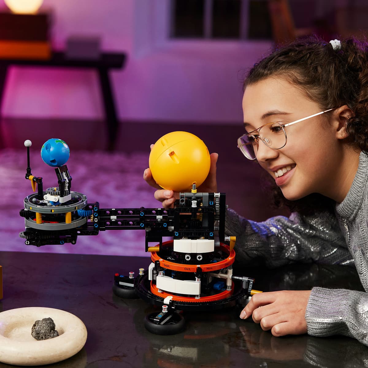 LEGO Technic Земля та Місяць на орбіті 42179 — фото 3