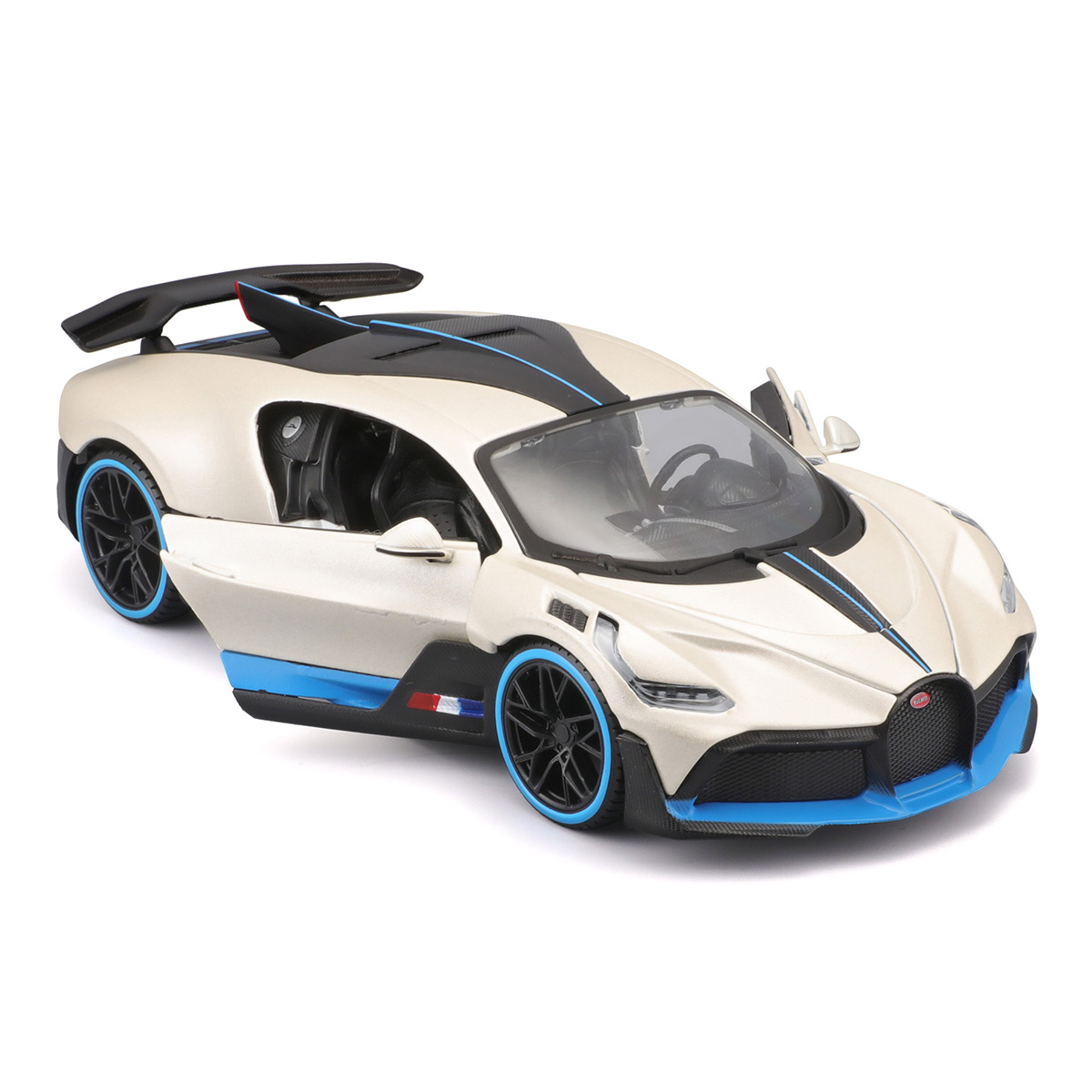 Машинка Maisto Bugatti Divo, 31526MET.WHITE — фото 3